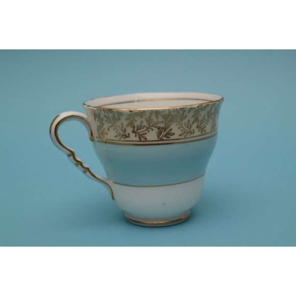 Royal Stafford Golden Edge Afternoon Tea Cup Light Bone China - Picture 7 of 9